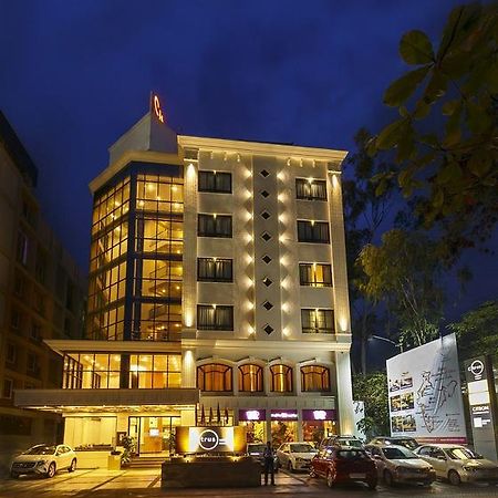 Citrus Hotel Kolhapur Exteriör bild