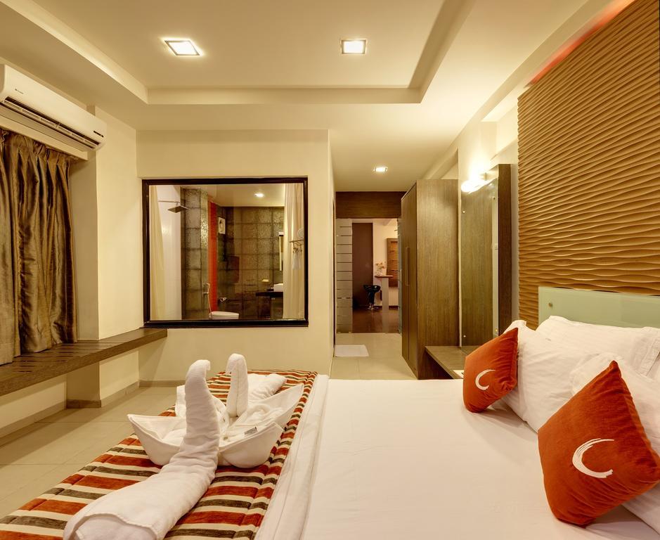 Citrus Hotel Kolhapur Exteriör bild